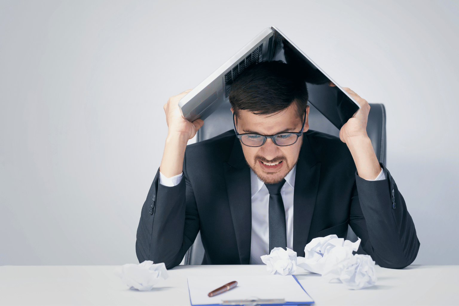 8 znakova da radiš posao koji te polako uništava